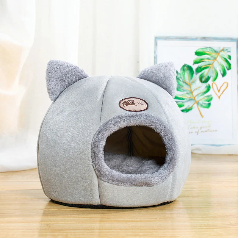 Cozy Cat & Small Dog Bed